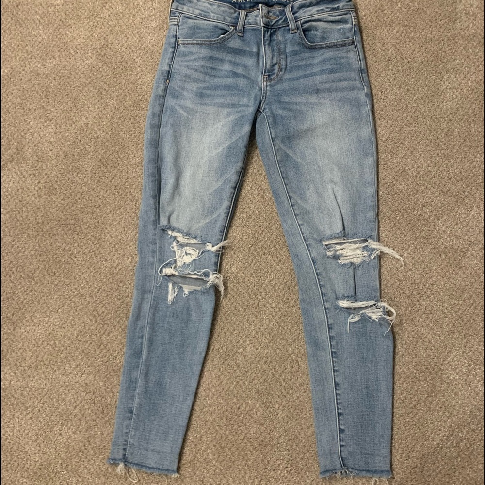 Skinny ripped jeans